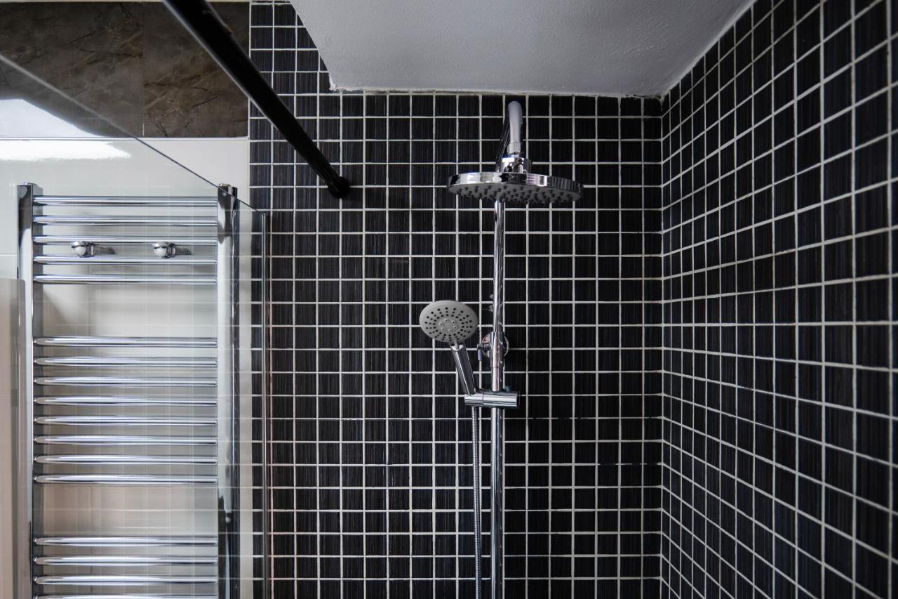 Enxhi'S Apartment Тирана Екстериор снимка